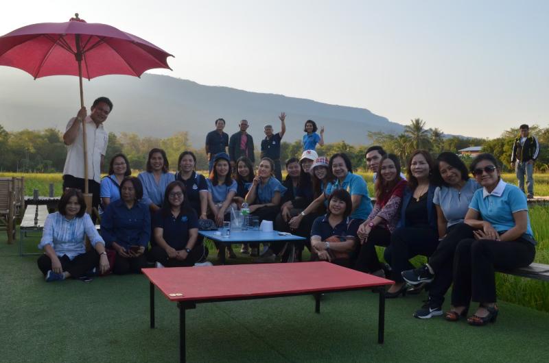 ภาพถ่าย ใช้ปุ่มลูกศร ซ้าย หรือ ขวา เลื่อนภาพถ่าย หรือปุ่มสามเหลี่ยมฉายภาพอัตโนมัติ  ถ้าต้องการบันทึกภาพ ใช้เมาส์คลิกขวาเลือกหัวข้อ  เป็นรูปภาพเป็น.. หรือ save as.. แสดงเต็มจอภาพ กุดปุ่ม F11 