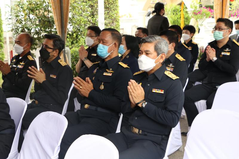 ภาพถ่าย ใช้ปุ่มลูกศร ซ้าย หรือ ขวา เลื่อนภาพถ่าย หรือปุ่มสามเหลี่ยมฉายภาพอัตโนมัติ  ถ้าต้องการบันทึกภาพ ใช้เมาส์คลิกขวาเลือกหัวข้อ  เป็นรูปภาพเป็น.. หรือ save as.. แสดงเต็มจอภาพ กุดปุ่ม F11 